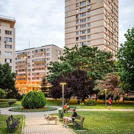 Modern In The City Center Apartamento